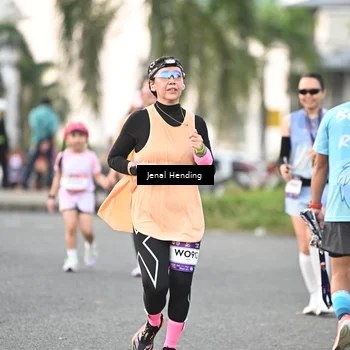 Runner Photo 7696234
