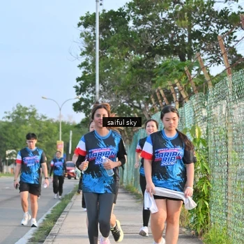 Runner Photo 7696262