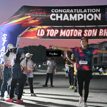 Runner Photo 7696271