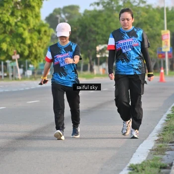 Runner Photo 7696297