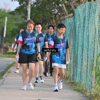 Runner Photo 7696299