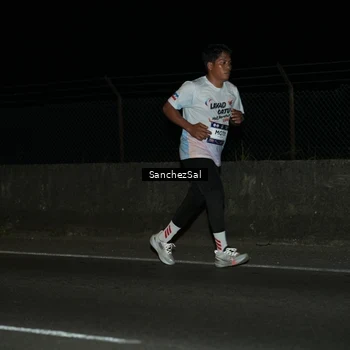 Runner Photo 7696301