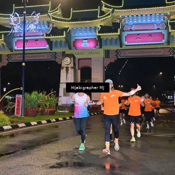 Runner Photo 7696316