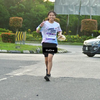 Runner Photo 7696317