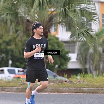 Runner Photo 7696319