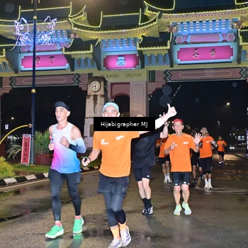 Runner Photo 7696339