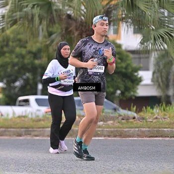 Runner Photo 7696340