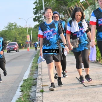 Runner Photo 7696341