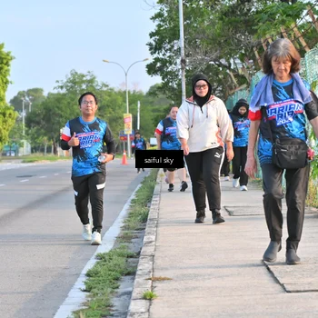 Runner Photo 7696346