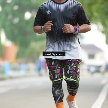 Runner Photo 7696349