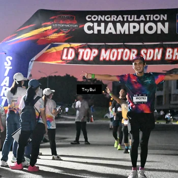 Runner Photo 7696366