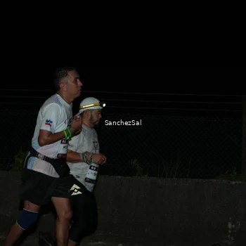 Runner Photo 7696369
