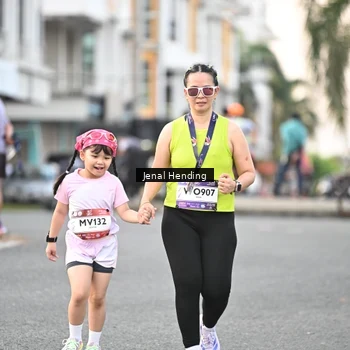 Runner Photo 7696394