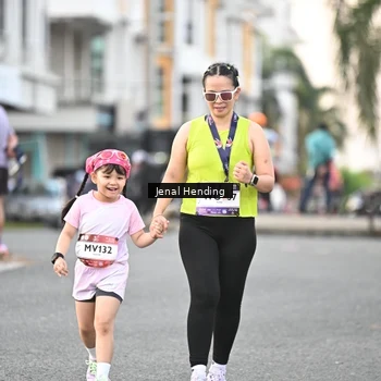 Runner Photo 7696396