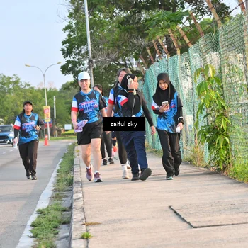Runner Photo 7696407