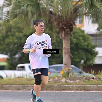 Runner Photo 7696411