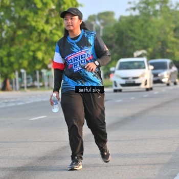 Runner Photo 7696416