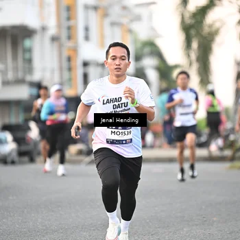 Runner Photo 7696447