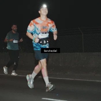 Runner Photo 7696477