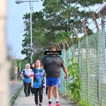 Runner Photo 7696485