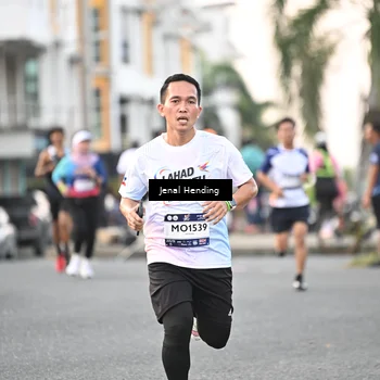 Runner Photo 7696499