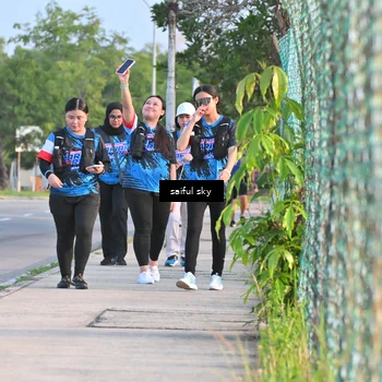 Runner Photo 7696505