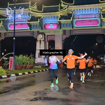 Runner Photo 7696511