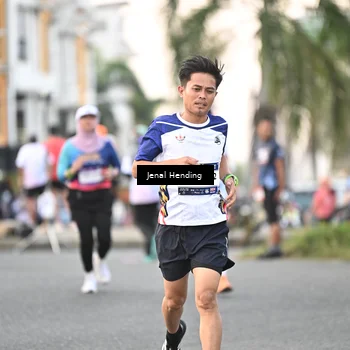 Runner Photo 7696521
