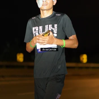 Runner Photo 7696532