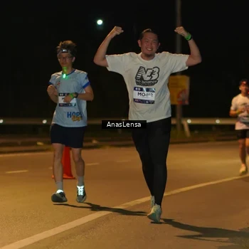 Runner Photo 7696553