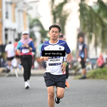 Runner Photo 7696555
