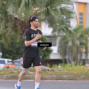 Runner Photo 7696556