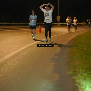 Runner Photo 7696557