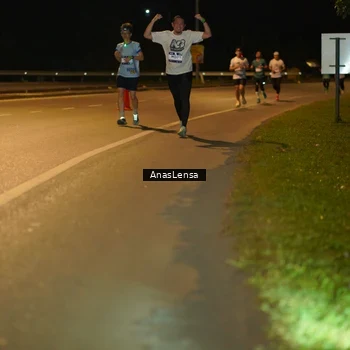 Runner Photo 7696558
