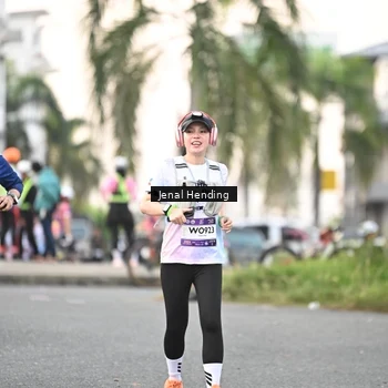 Runner Photo 7696592
