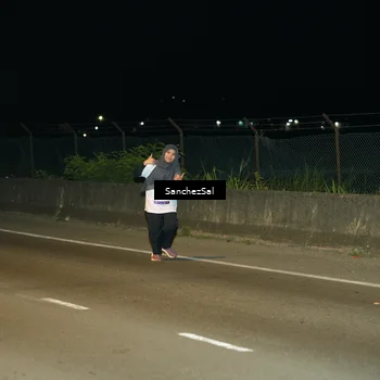 Runner Photo 7696608