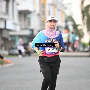 Runner Photo 7696620