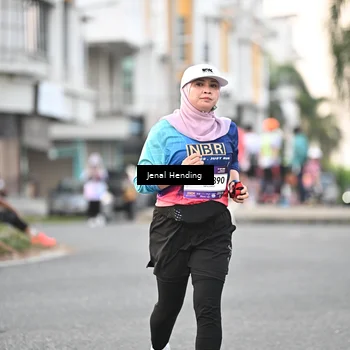 Runner Photo 7696621