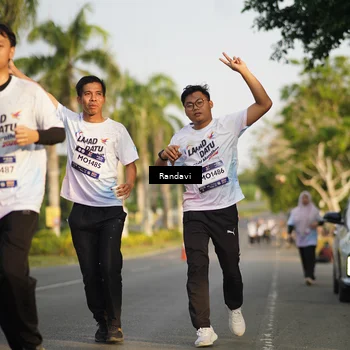Runner Photo 7696629