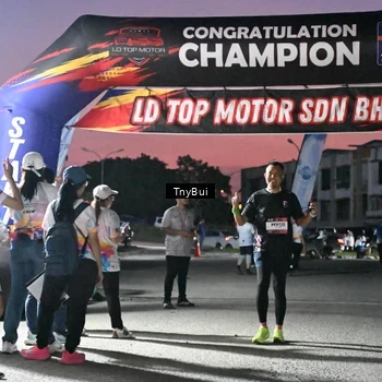 Runner Photo 7696642