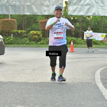 Runner Photo 7696647