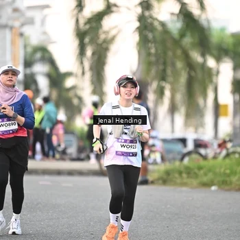 Runner Photo 7696648