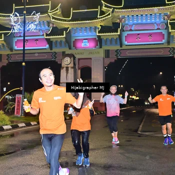 Runner Photo 7696660