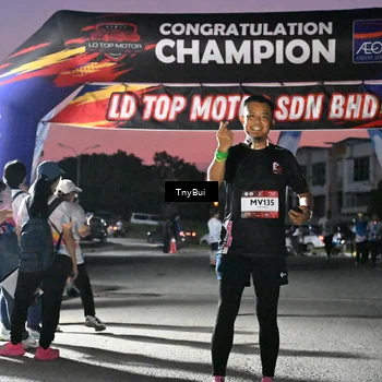 Runner Photo 7696661