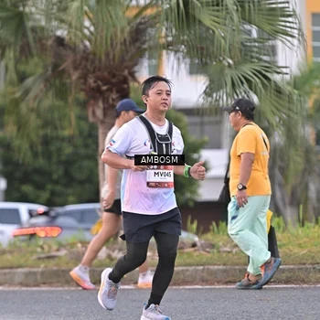 Runner Photo 7696675