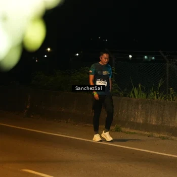Runner Photo 7696678