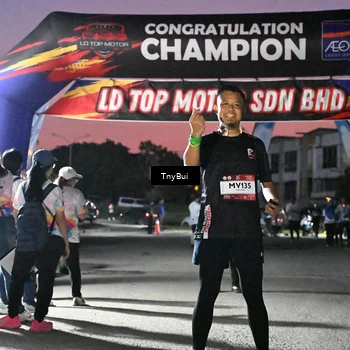 Runner Photo 7696680