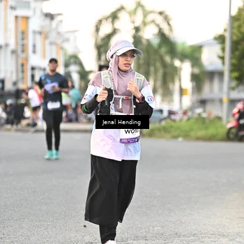 Runner Photo 7696704