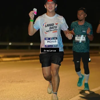 Runner Photo 7696720