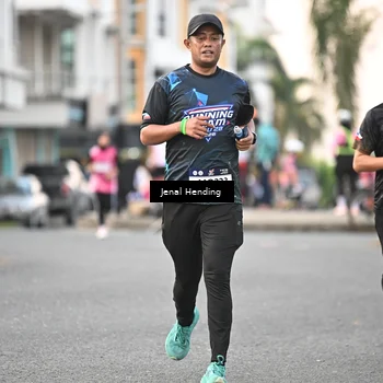 Runner Photo 7696722